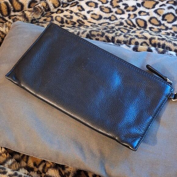 Michael Kors Wristlet Black Leather Eyelets 9.75" x 5.5" Clutch Going Out Rocker - Picture 3 of 9